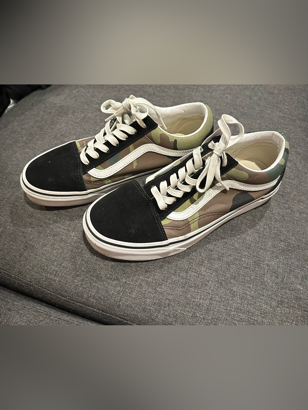 Vans Men's Low-Top Camo Sneakers in Black & Olive